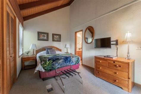 135 Wolfscratch Drive Big Canoe GA 30143