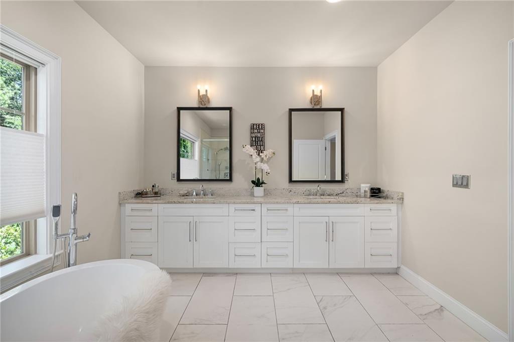 2601 Stoland NE Brookhaven GA 30319