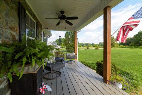 87 Westmoreland Cleveland GA 30528