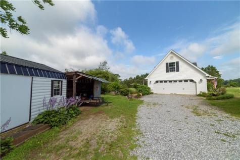 87 Westmoreland Cleveland GA 30528