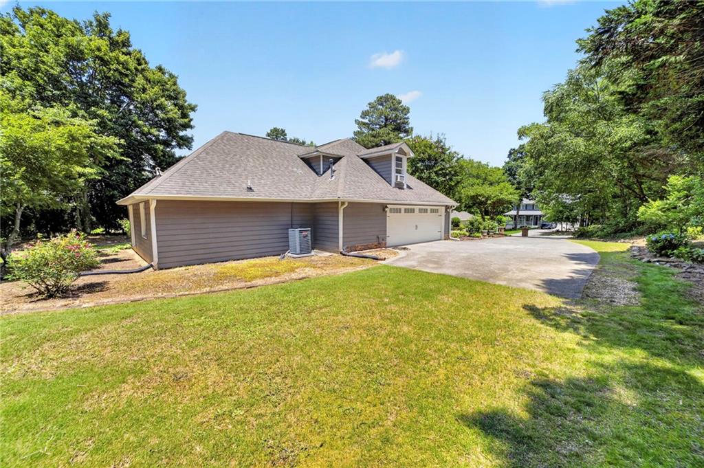 1650 Peachcrest Drive Lawrenceville GA 30043