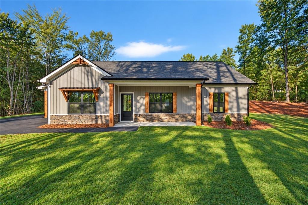 920 Youngs Farm Road Cedartown GA 30125