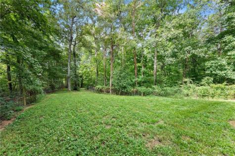 34 Somerset Place Dahlonega GA 30533