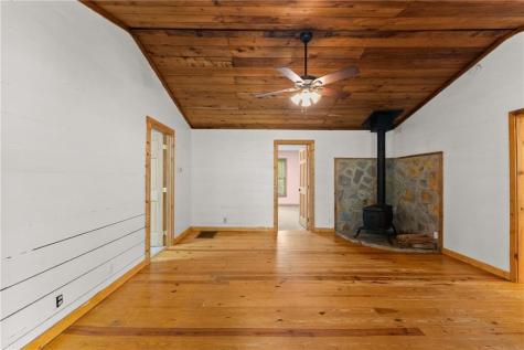 34 Somerset Place Dahlonega GA 30533