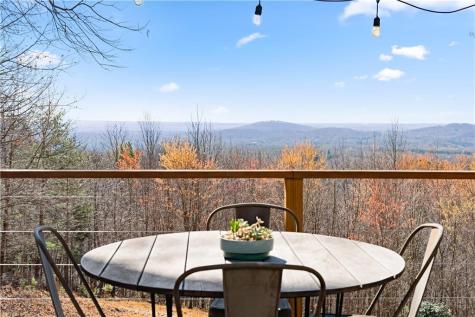 827 Laurel Ridge Road Cleveland GA 30528