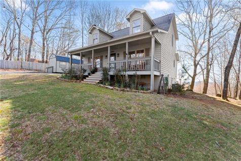 827 Laurel Ridge Road Cleveland GA 30528