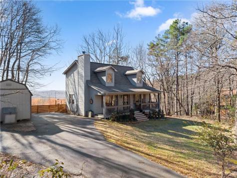 827 Laurel Ridge Road Cleveland GA 30528