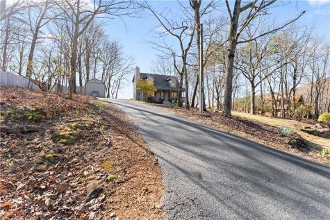 827 Laurel Ridge Road Cleveland GA 30528