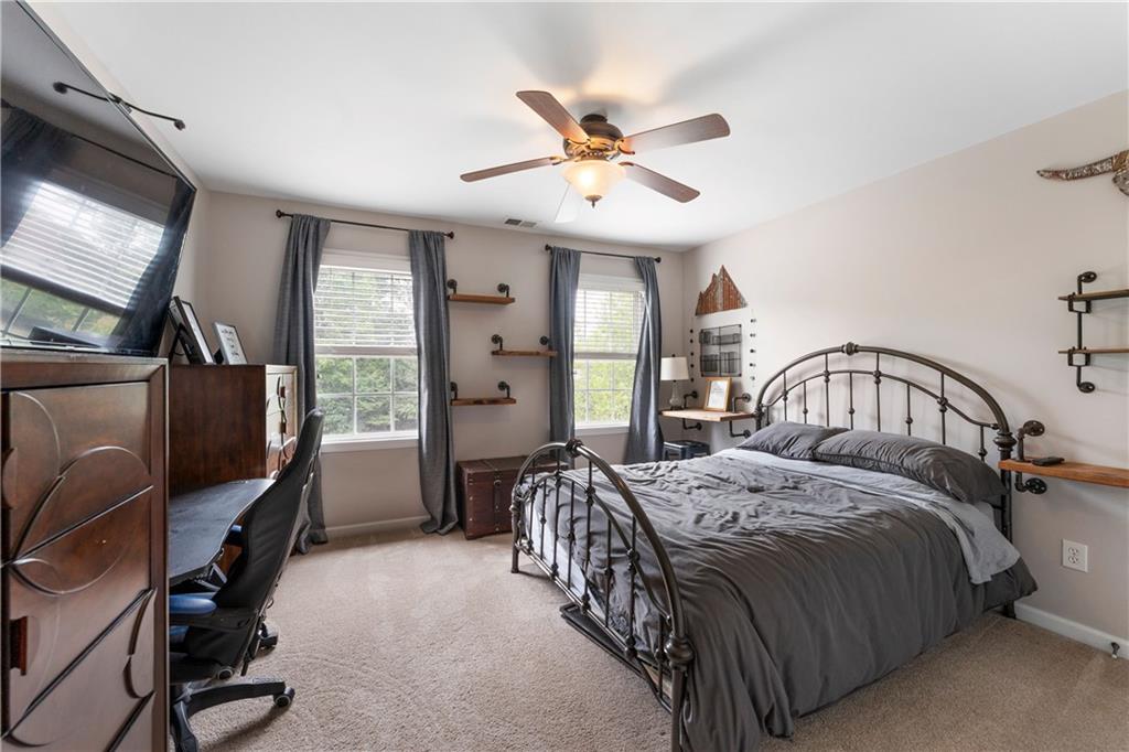 17 Lowry Way Euharlee GA 30145