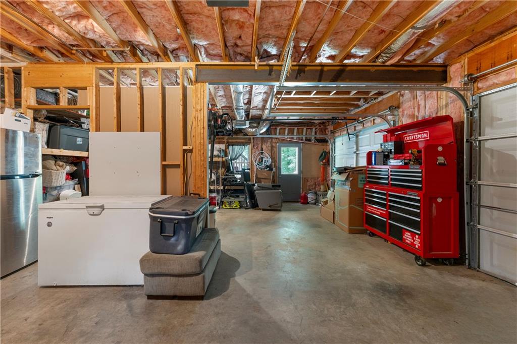 17 Lowry Way Euharlee GA 30145