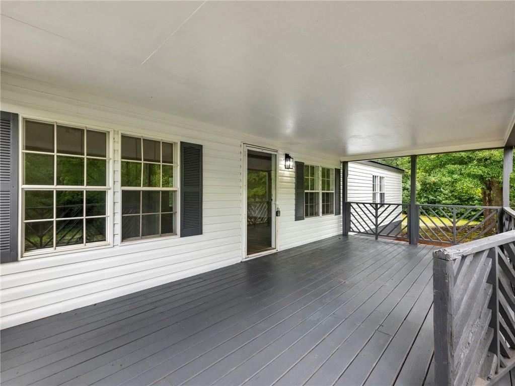 1114 Neal Road Commerce GA 30530