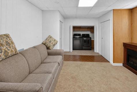 959 Hillcrest Drive Mccaysville GA 30555