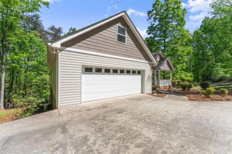 45 Holcomb Drive Cleveland GA 30528