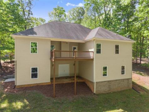 45 Holcomb Drive Cleveland GA 30528