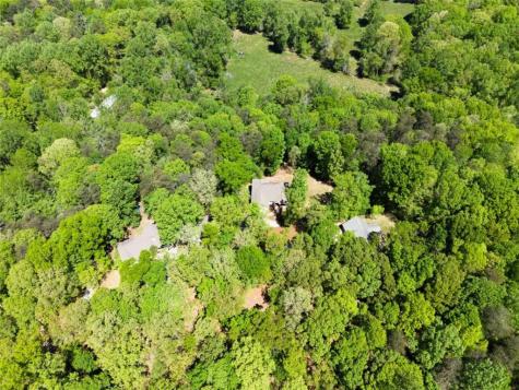 45 Holcomb Drive Cleveland GA 30528