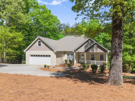 45 Holcomb Drive Cleveland GA 30528