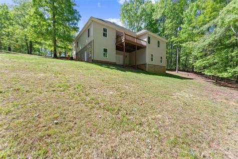 45 Holcomb Drive Cleveland GA 30528