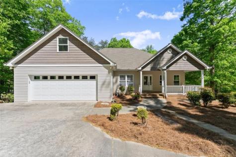 45 Holcomb Drive Cleveland GA 30528