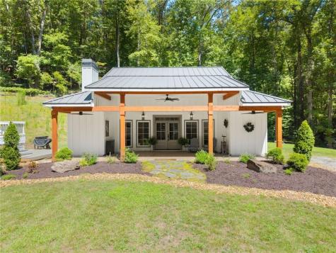 189 Peace Valley Road Dahlonega GA 30533