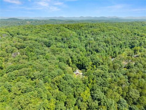 189 Peace Valley Road Dahlonega GA 30533