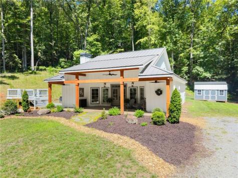 189 Peace Valley Road Dahlonega GA 30533