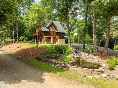 83 Riverview Circle Blue Ridge GA 30513