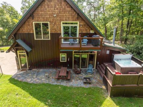 83 Riverview Circle Blue Ridge GA 30513