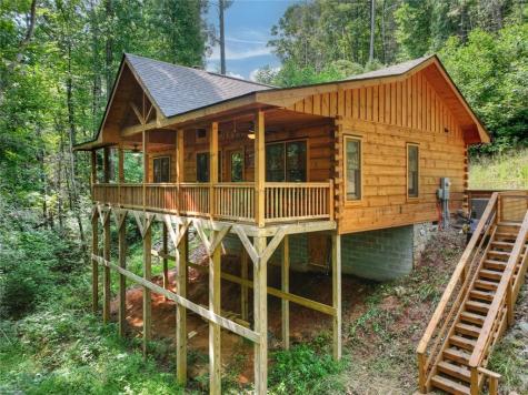 261 Frosty Mountain Trail Ellijay GA 30536