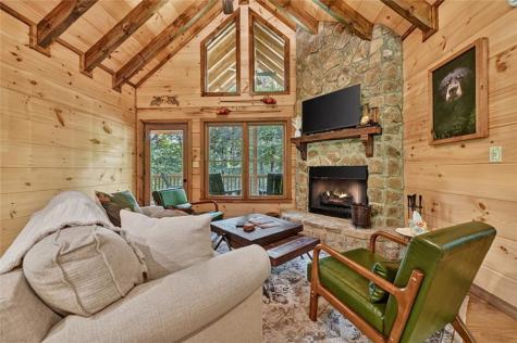261 Frosty Mountain Trail Ellijay GA 30536