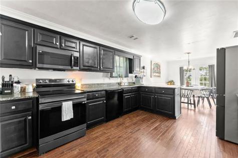 413 Rolling Meadows Drive Cleveland GA 30528