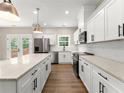 577 Peaceful Valley Drive Cleveland GA 30528