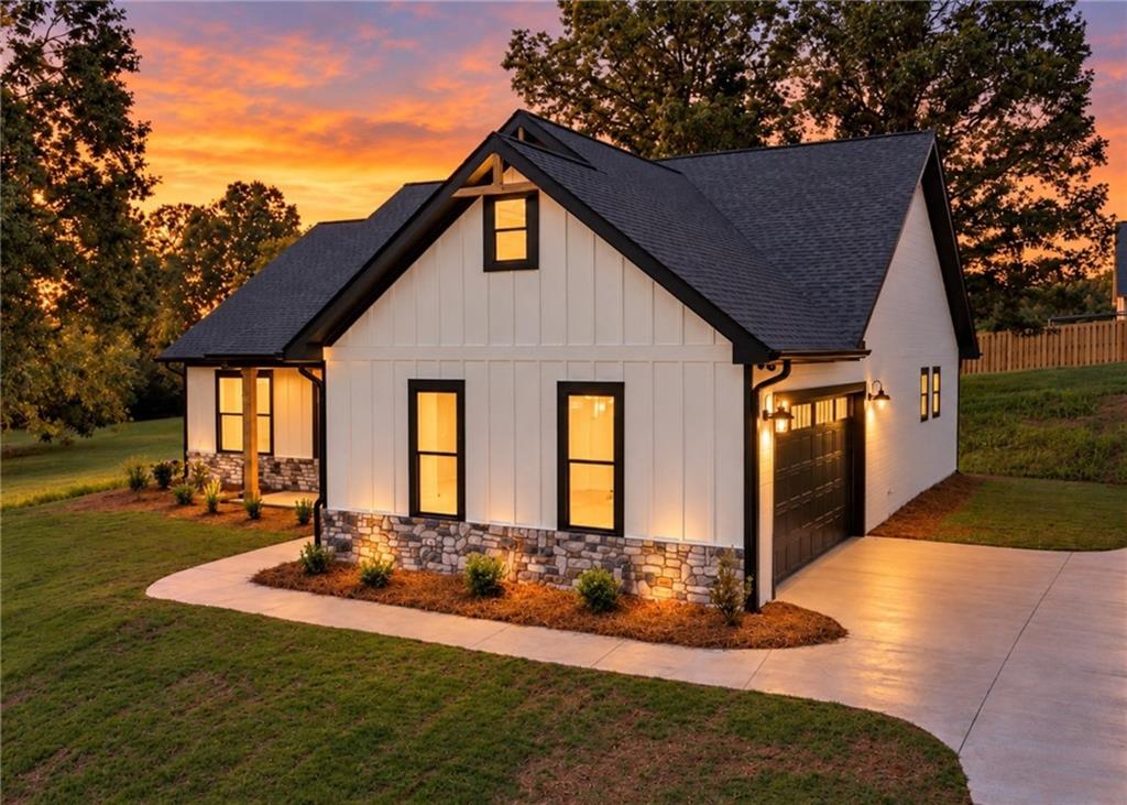 373 Stonington Drive Mount Airy GA 30563