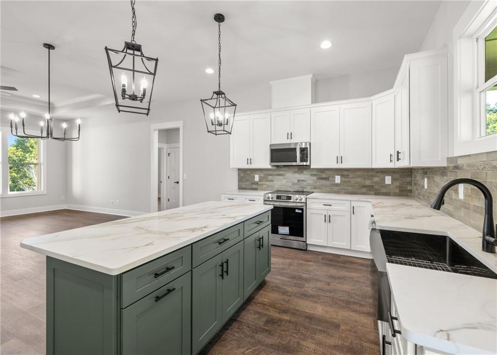 373 Stonington Drive Mount Airy GA 30563