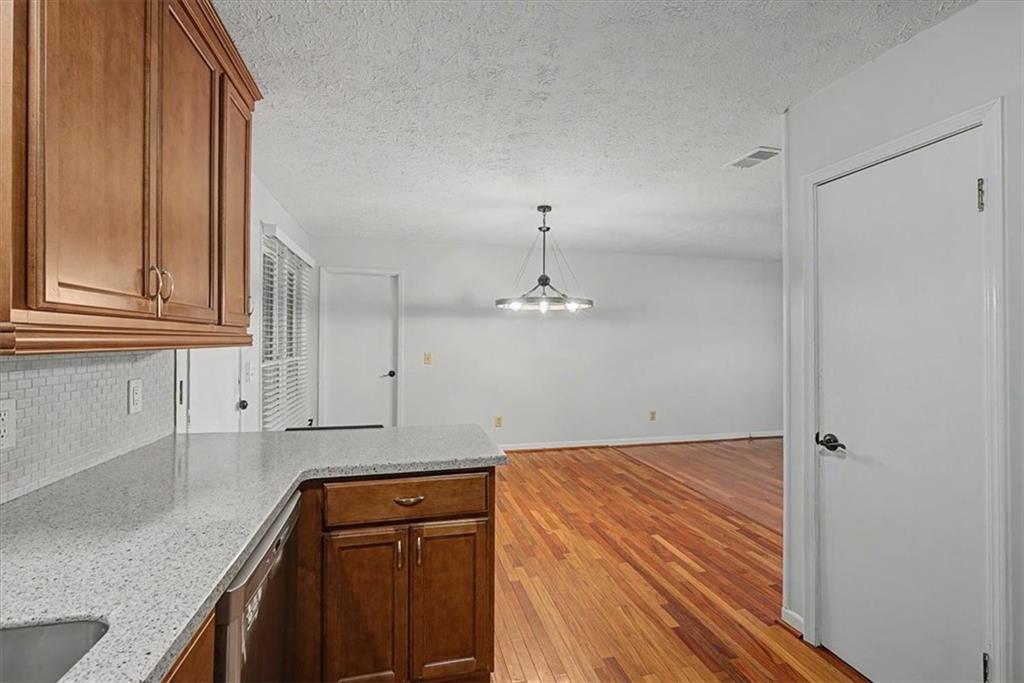 3095 Woodland Drive NW Kennesaw GA 30152