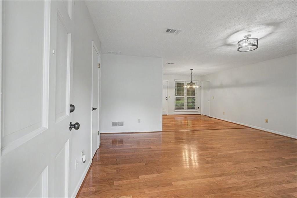 3095 Woodland Drive NW Kennesaw GA 30152