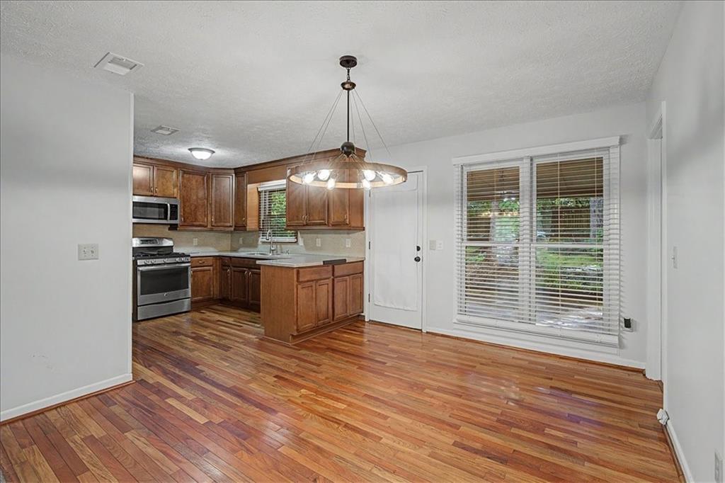 3095 Woodland Drive NW Kennesaw GA 30152
