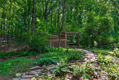 113 Lucerne Place Sautee Nacoochee GA 30571