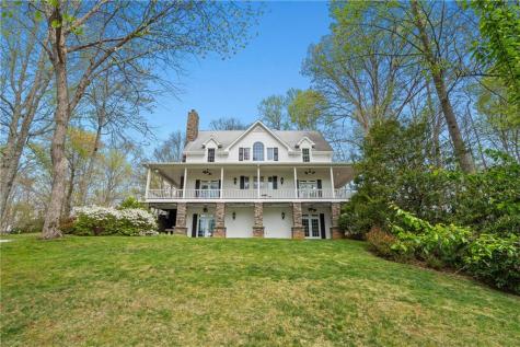 64 Blue Rock View Blairsville GA 30512