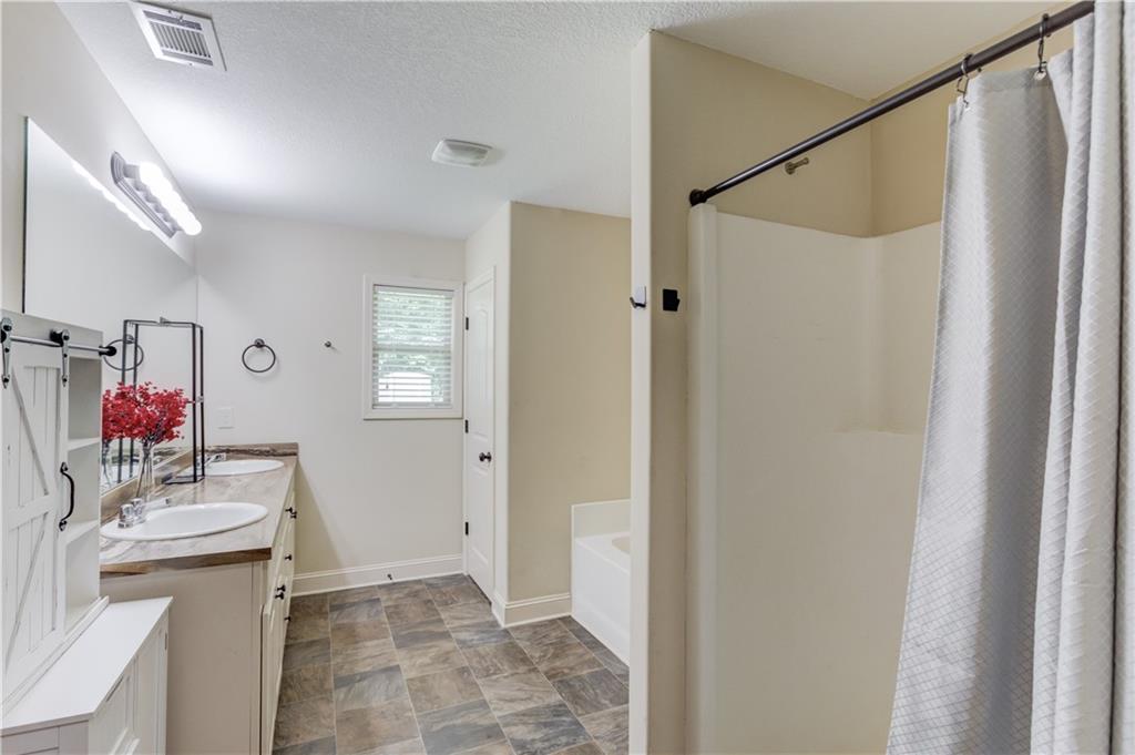 154 Rolling Oaks Lane Colbert GA 30628
