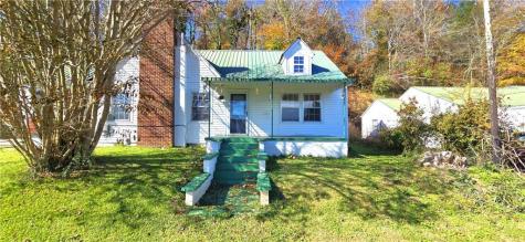 84 Logan Street Ellijay GA 30540