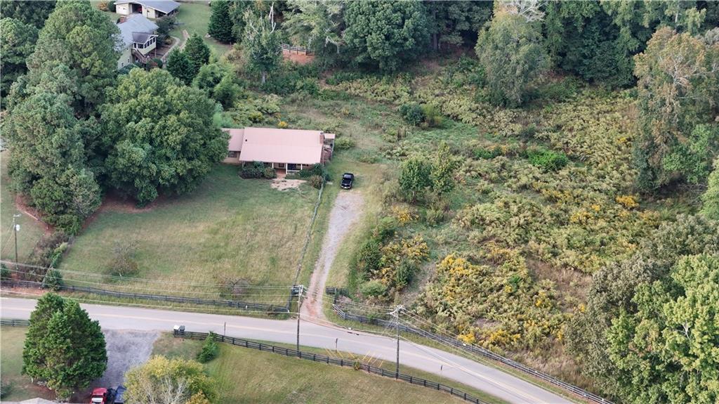 7582 Bates Drive Alpharetta GA 30004
