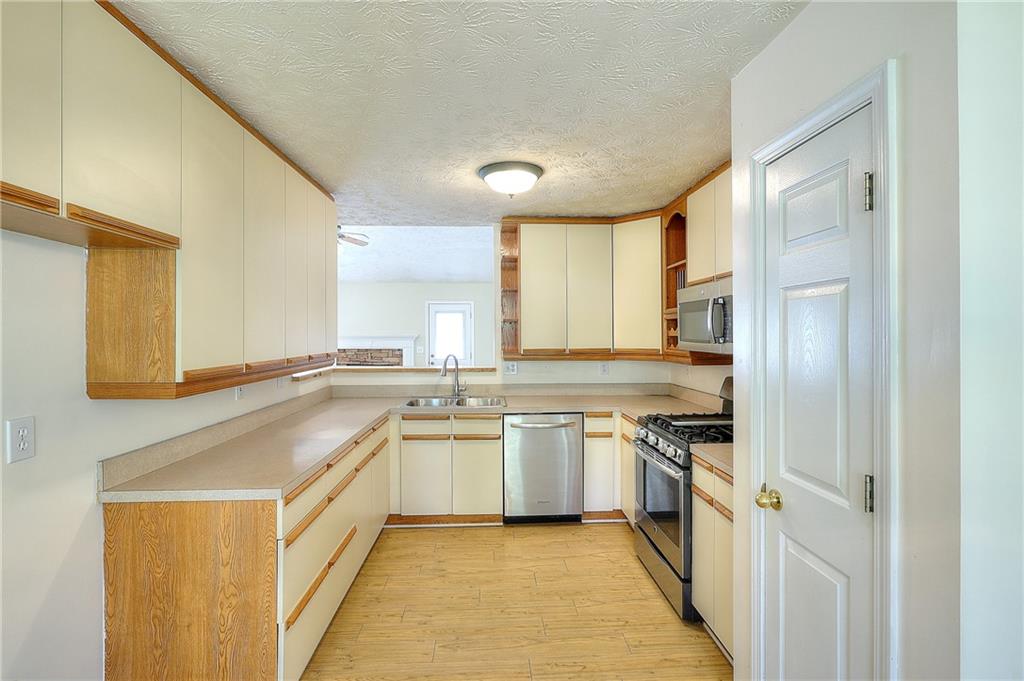 2875 New Hope Road Dacula GA 30019