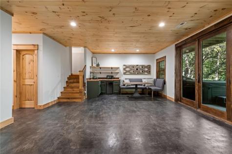2634 Mountain Tops Road Blue Ridge GA 30513