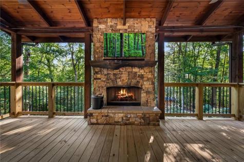 2634 Mountain Tops Road Blue Ridge GA 30513