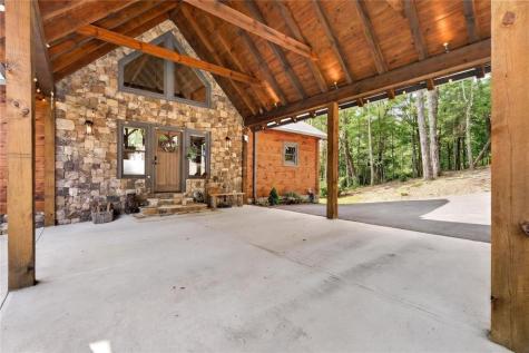 772 Rainbow Montain Drive Ellijay GA 30536