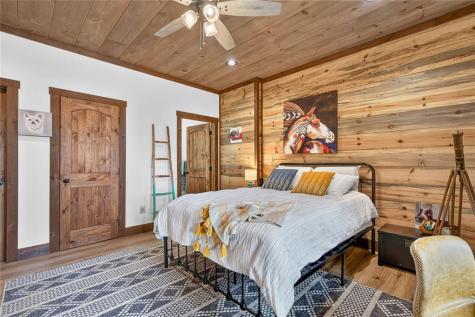 772 Rainbow Montain Drive Ellijay GA 30536
