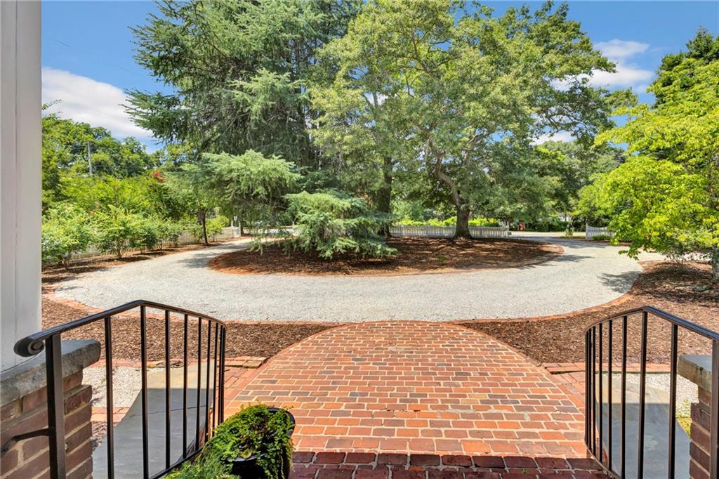 1102 Emory Street Oxford GA 30054