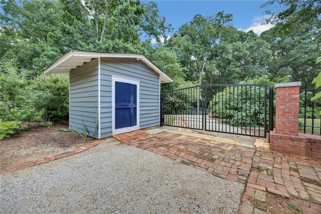 1102 Emory Street Oxford GA 30054