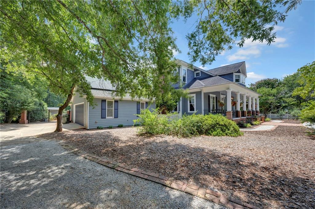 1102 Emory Street Oxford GA 30054