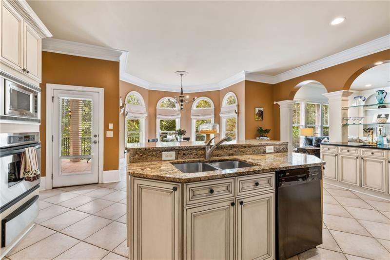 221 Allmond Lane Alpharetta GA 30004